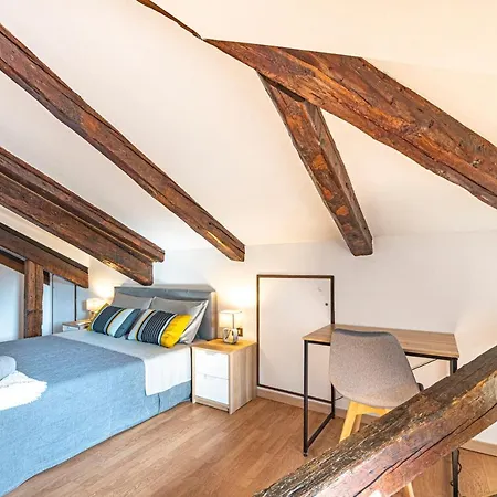 Rialto With Canal Grande View Apartment