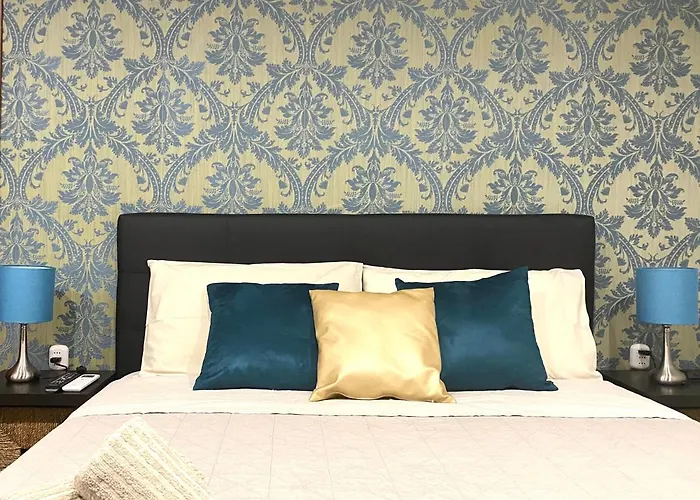 Rialto With Canal Grande View *