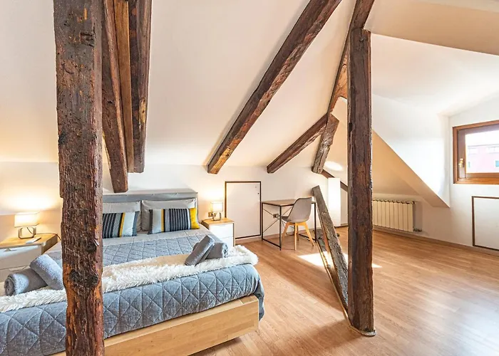 Rialto With Canal Grande View